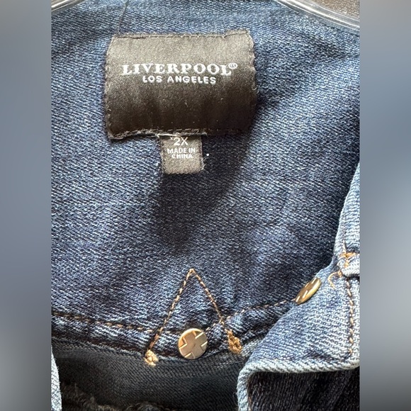 NWOT Liverpool Los Angeles Classic Jean Jacket - Picture 10 of 16